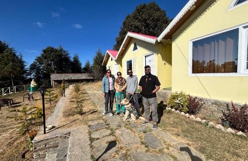 Shimla House | Experience THE HIDEAWAY Homestay in Scenic Chail