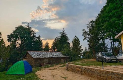 Shimla House | Experience THE HIDEAWAY Homestay in Scenic Chail