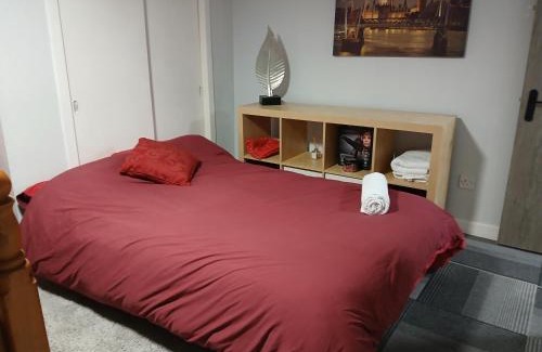 Inverurie Apartment | Inviting Hideaway Inverurie: Ideal for Families with Kids
