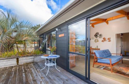 Omaha House | Discover The Hideaway - Family-Friendly Omaha Holiday Home