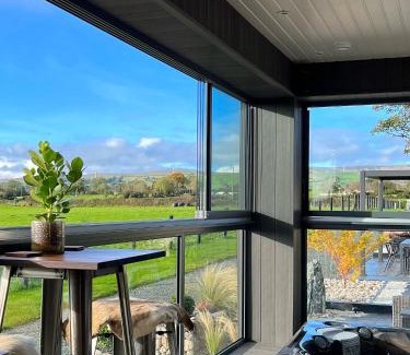 Omagh House | Discover The Hideaway Retreat with Inviting Hot Tub