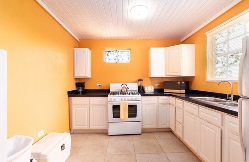 Pos Chiquito Apartment | Elegant Hideaway Penthouse with Pool and Spa Amenities