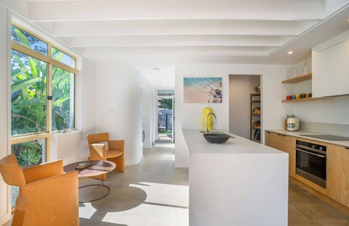 Lennox Head House | The Hideaway – Your Luxury Escape in Lennox Head. Feel the ocean, live the ease.