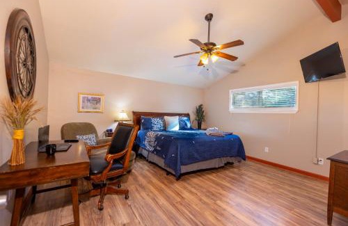 Wimberley House | Explore The Hideout at Hills Haven: Family-Friendly Retreat