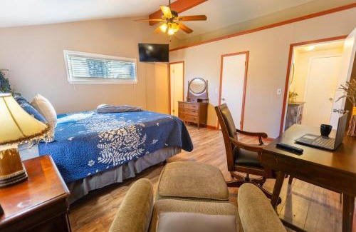 Wimberley House | Explore The Hideout at Hills Haven: Family-Friendly Retreat