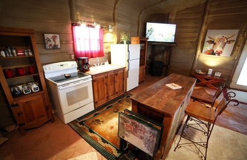 Howardwick House | The Hideout at Old Saints Roost: Nature Escape Awaits!