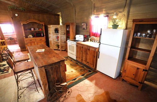 Howardwick House | The Hideout at Old Saints Roost: Nature Escape Awaits!