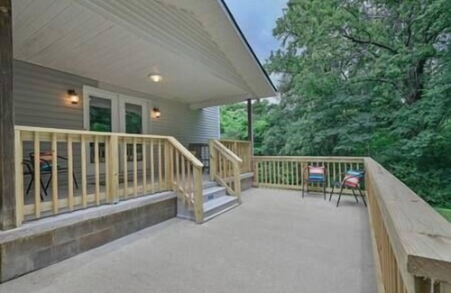 Mena House | The Hideout In Beautiful Mena Arkansas