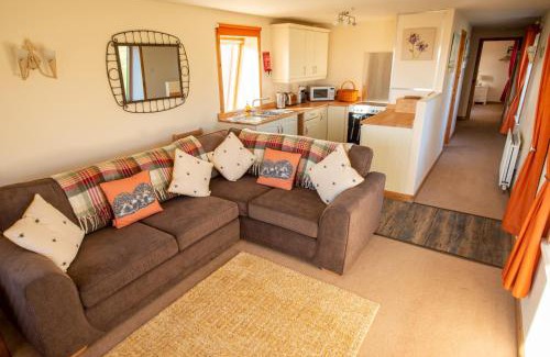 Rogart House | Guest Rated: 9.8 at The High Croft, Pet & Child Friendly