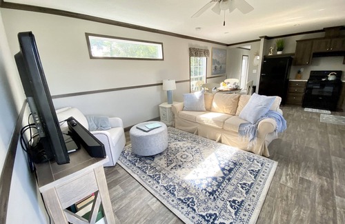 Harkers Island House | Oceanfront High Tider Retreat with RV Hookup & Amenities