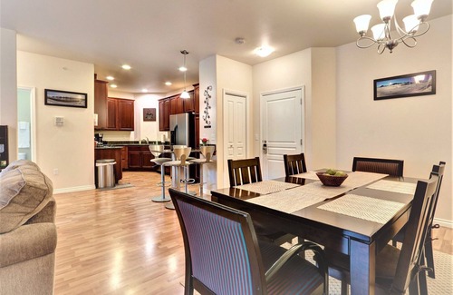 Alyeska Condo | Premier Hightower Suite: Top Floor Condo with Ocean Views