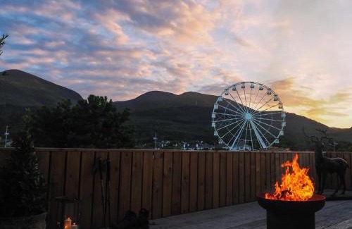 Newcastle House | Escape to The Hikers House: Oceanfront Bliss Awaits