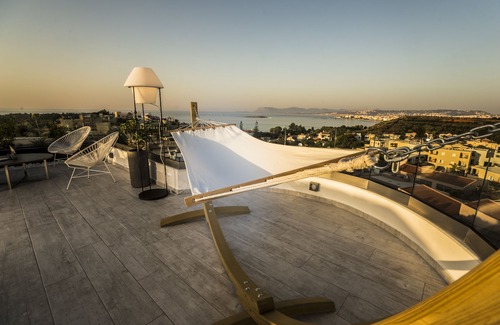 Daratsos Villa | Experience The Hill House: Seaview Villa with Pool & Spa
