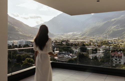 Merano Apartment | Discover The Hills: A 4-Star Guest Favorite at 9.7/10