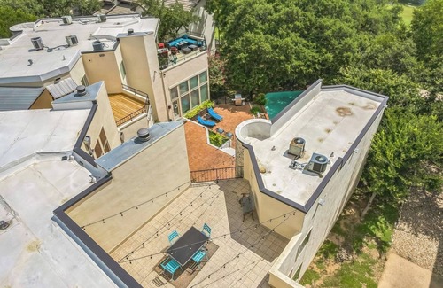 The Hills Apartment | The Hills: Quiet Spacious Gated Community w/Pool!