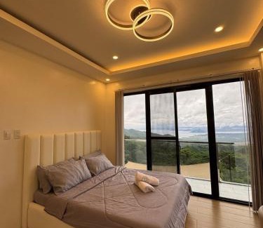 Laurel Villa | The Hillside Villa Tagaytay