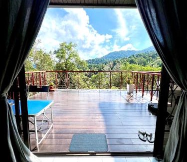 Bukit Tinggi Apartment | Family-Friendly Retreat at The Hillview Inn Meranti Park