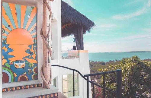 La Manzanilla Apartment | Experience Incredible Views at The Hippie Palace Hotel