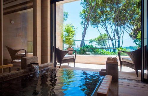 Shima Hotel | Upscale Hiramatsu Hotels & Resorts Kashikojima with Hot Tub
