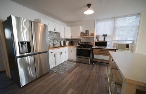 Sylvan Beach House | Historic Oneida Lake House with Hot Tub & Pet-Friendly Stay