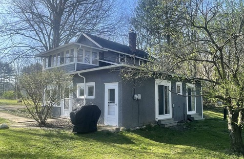 Niles House | Historic Convent at Bertrand: Pet-Friendly Retreat with Spa