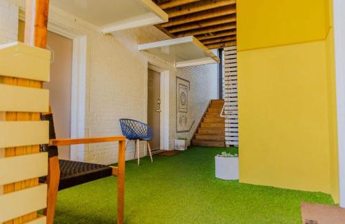 River District House | Stay at The Hive 104 Bees Knees - Perfect for Families