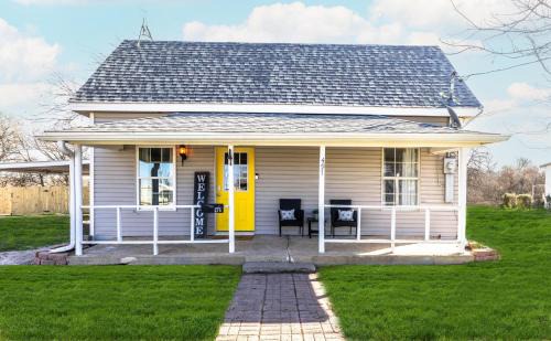 Stephenville House | Pet-Friendly Retreat at The Hive - Downtown Stephenville