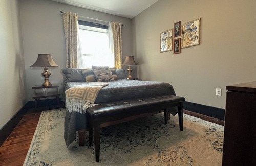 Hartington Hotel | Experience The Hollywood Suite at Hotel Hartington Downtown