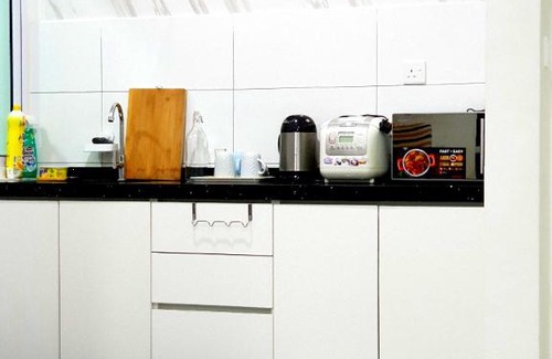 Bandar Tun Razak Apartment | Smart Stays at The Holmes Kl City with Pool & Family Amenities