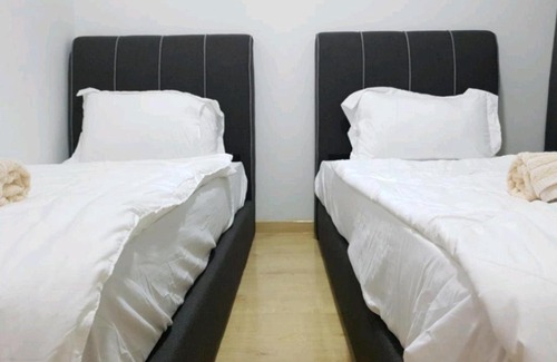 Bandar Tun Razak Apartment | Smart Stays at The Holmes Kl City with Pool & Family Amenities