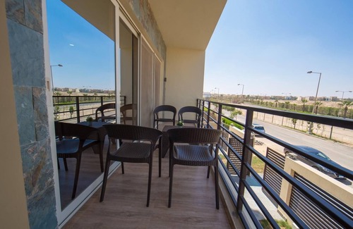 Dream Land Apartment | Guest Rated: The Home with Pool & Family-Friendly Perks