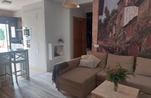 Hervas Apartment | Top-Rated THE HOME Hervás with Free Parking for Families