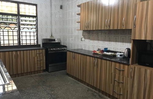 Accra House | Comfortable Stay in a Beautiful Residential Neighborhood