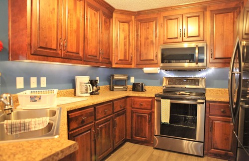 Atmore House | Experience "Home Over the Bridge" with Pool & Ocean Views