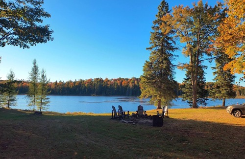 Hastings Highlands Cabin | The Homestead at Rutledge Lake