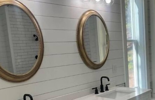 Silver Point House | Top-Rated Hoot Home: Spa, Hot Tub & Family-Friendly Stay