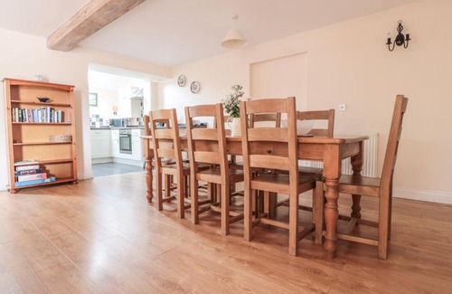 Tenbury Wells House | Pet-Friendly Retreat at The Hop Kiln, Tenbury Wells
