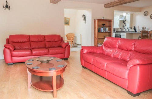 Tenbury Wells House | Pet-Friendly Retreat at The Hop Kiln, Tenbury Wells