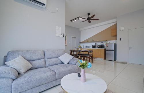 Hulu Kinta Apartment | Inviting Horizon Ipoh 3BR with Ocean View & Private Pool