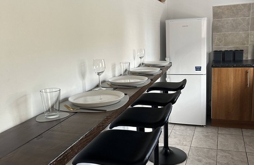 Chichester House | The Hornet in Chichester. Travel, Business, Family