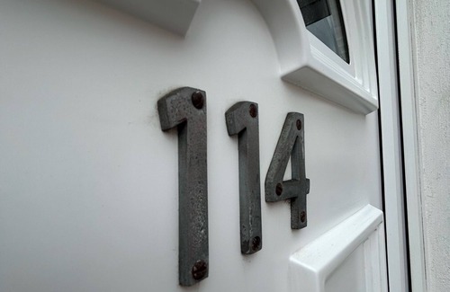 Chichester House | The Hornet in Chichester. Travel, Business, Family