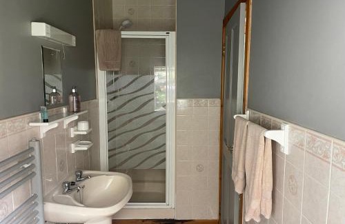 Kilmichael Glassary Apartment | Discover The Horseshoe: Family-Friendly 4-Star Retreat