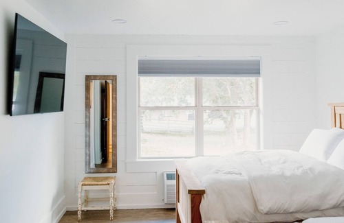 Blanco Hotel | The Hotel Henry