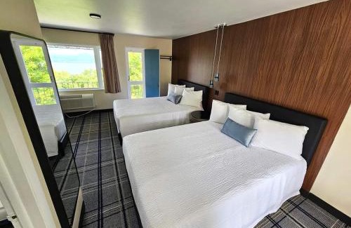 Watkins Glen Hotel | Inviting Hotel Laurel at Seneca: Perfect for Families