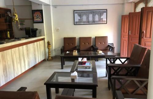 Bandipur Hotel | Budget-Friendly Stay at The Hotel: Rave Reviews & Amenities
