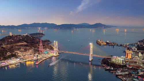 Yeosu Hotel | Discover The Hotel Soo: Oceanfront Paradise for Families