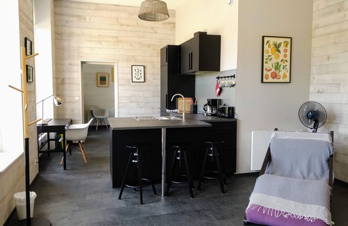 Mittainvilliers-Verigny House | Ocean View Escape at The House of the Orangery