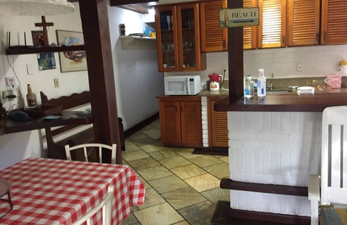 Praia Rasa House | Discover The House - Steps from Manguinhos Beach