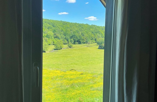 Asnieres Villa | Experience La Maison de la Vallée: 10/10 Guest Rated Escape