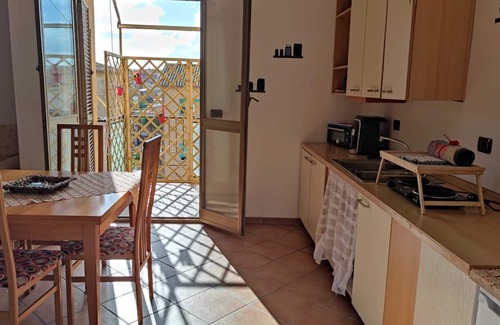 Zona XXXIII Acilia Sud Apartment | Perfect Retreat: The House in the Village for Families & Pets